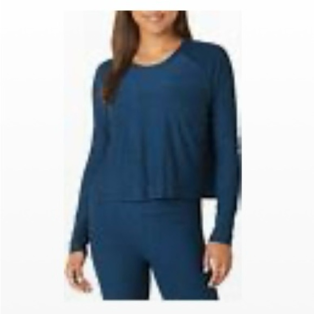 Beyond Yoga featherweight tee